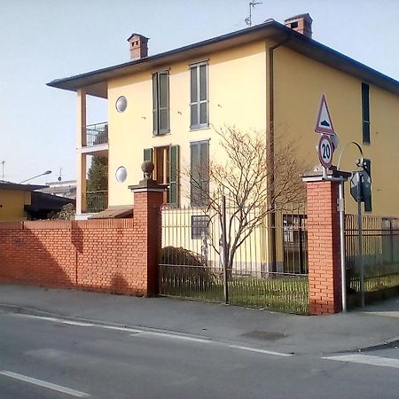 Locanda I Tarocchi Vailate Exterior foto
